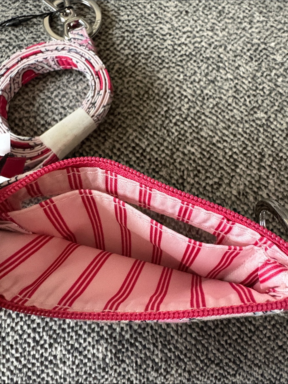 Vera Bradley Pink Floral Quilted ID Holder with Lanyard - Picture 4 of 4